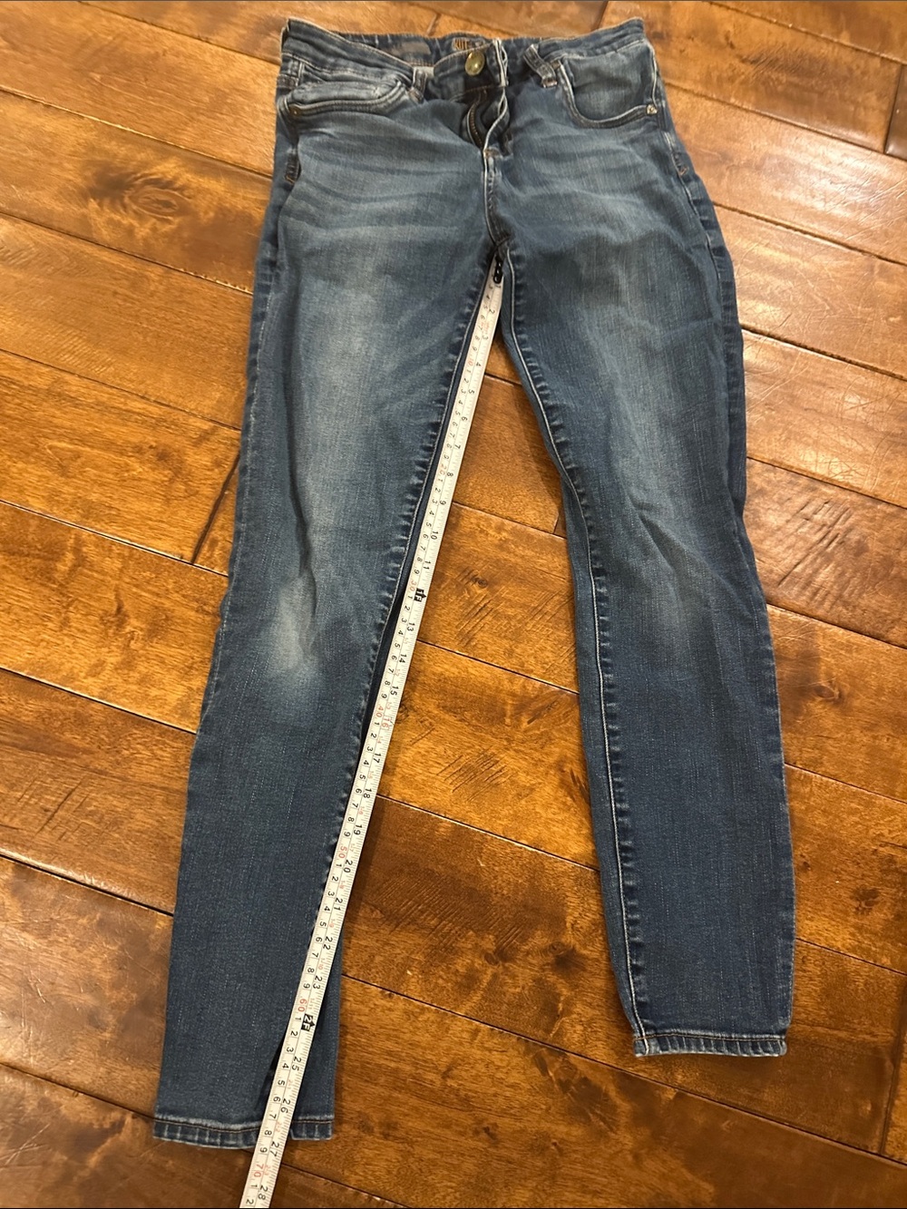 Kut From the Kloth Jeans Size 6s - Picture 2 of 5